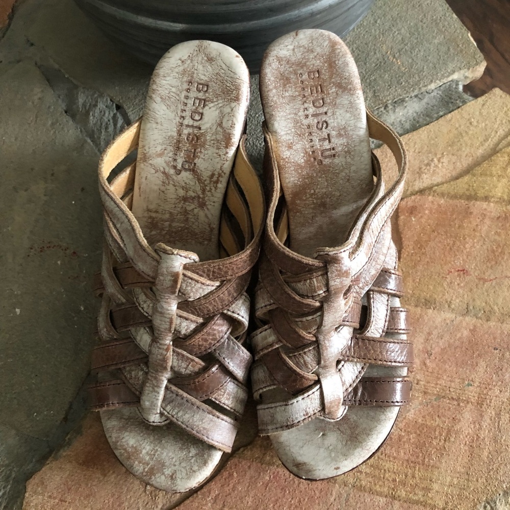 Bed/Stu platform leather wedge size 7 brand new